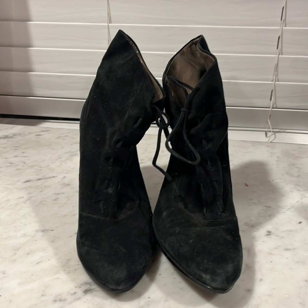 Ankle boots with heel